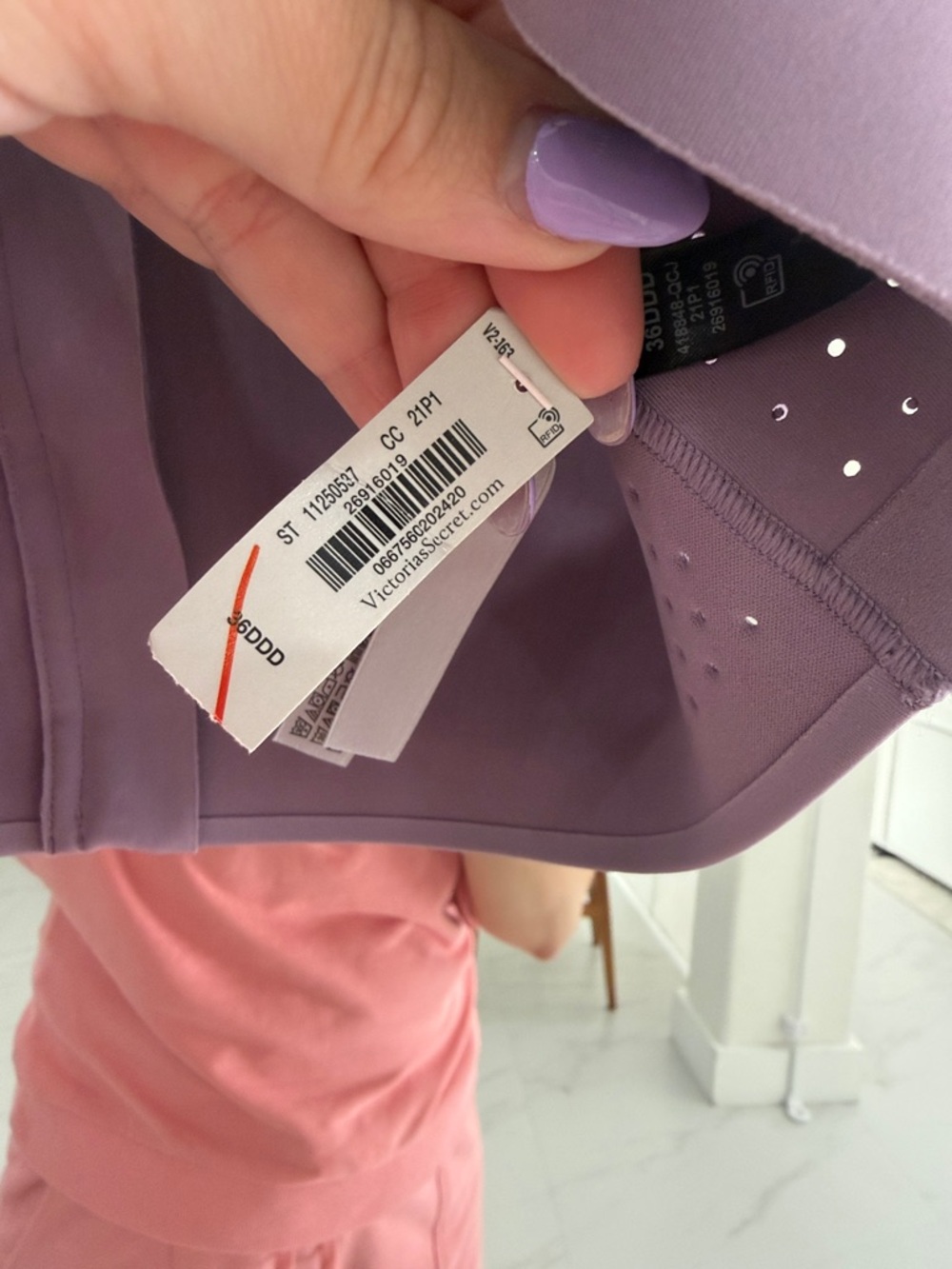 NWT Victoria's Secret Lavender Featherweight Max Front-Zip Support Sports Bra - Picture 4 of 5